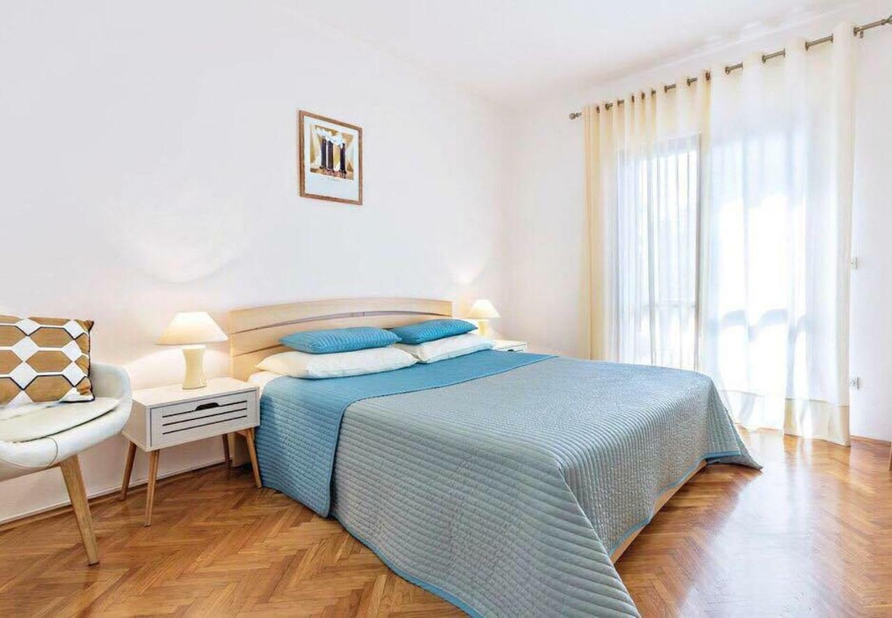 Apartman Eta Pula Exterior foto