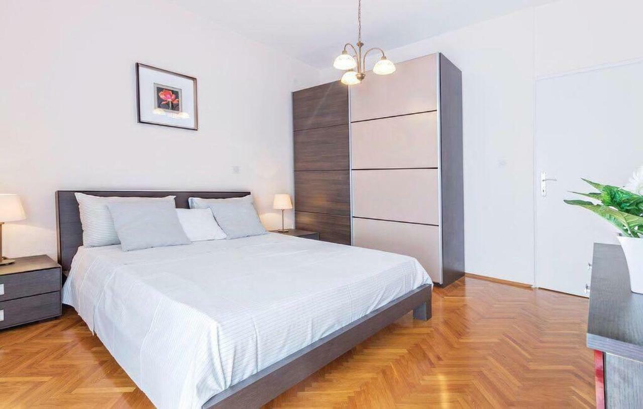 Apartman Eta Pula Exterior foto